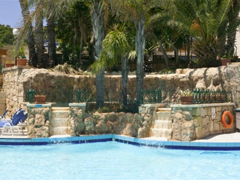 051D3094A55F165D6C12EA6A6D08D495