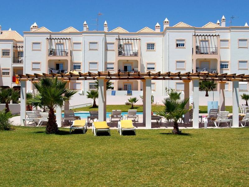 E21E79D82535C2687FCFFAEB2C1EB688