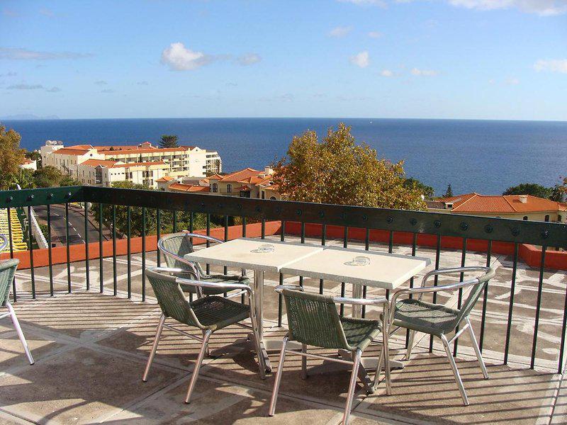 2AE5BC5A15C27998FF0940BFB3251DA3