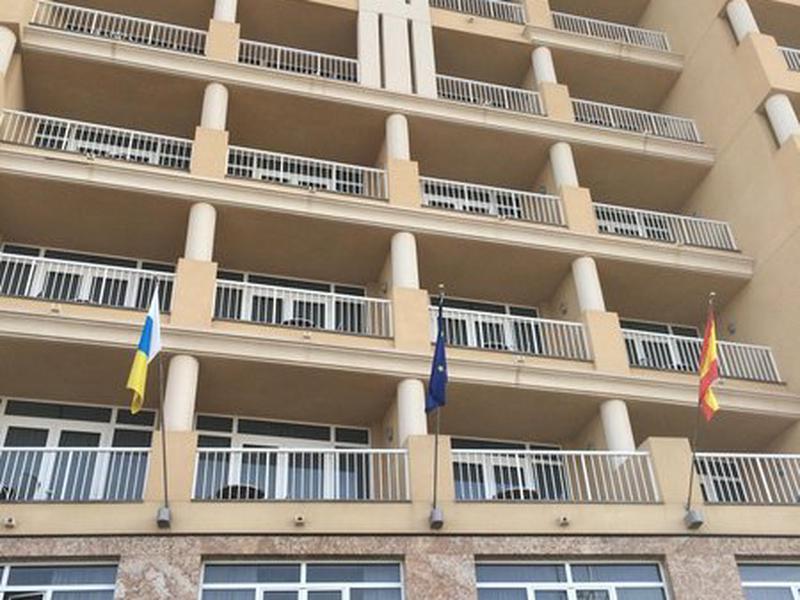 43D13DC39B2491E2F418304FB7EBF6A9