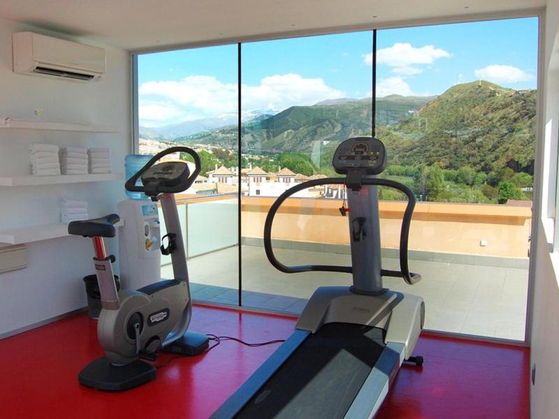 7F7646E1DD452A96F8B14A3071205C88