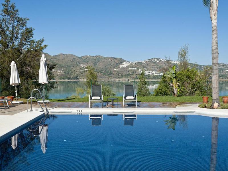 B4C2ADEF3CAE0C2EBAA51E2F99FEB050