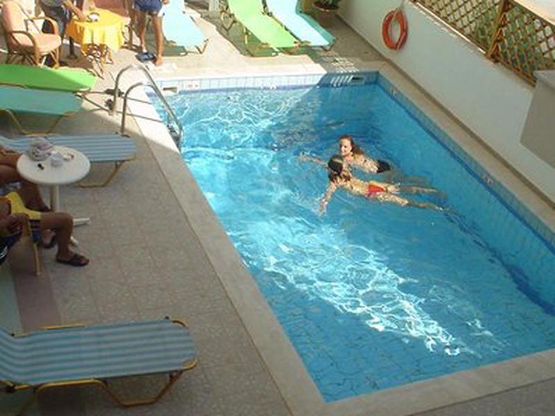 4AAC837307D27402BF4E9230C8F7342E