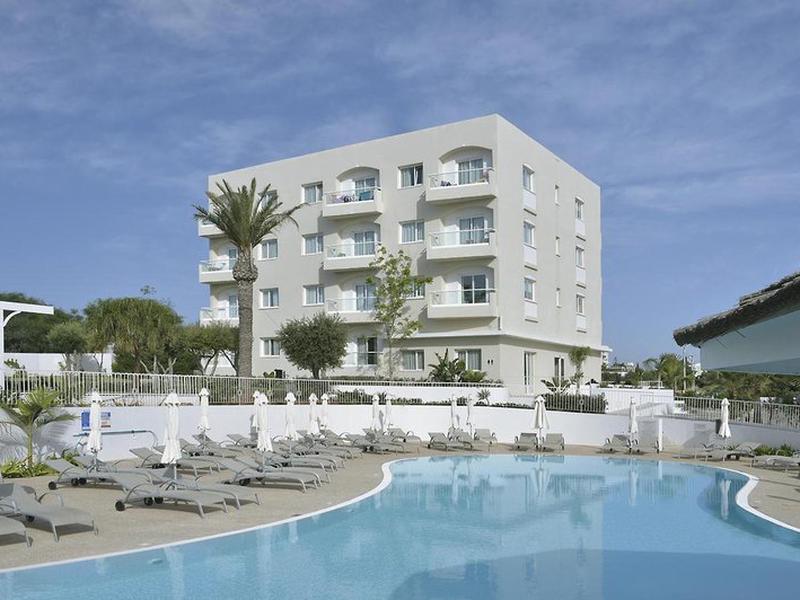 235D7062BDEB65331E48455D8E2640BD