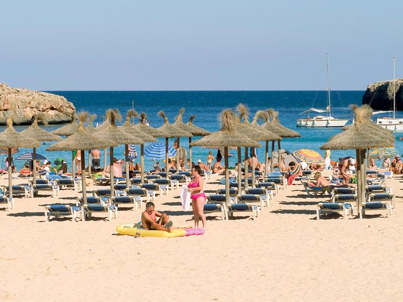 105ED587F1D4392BE1C421DB18A7468A