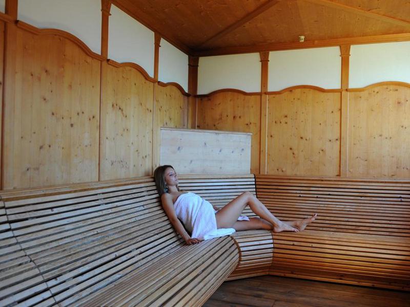 6F575548CE2BF150B4BE39E1F6D2D958