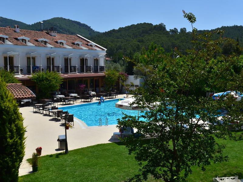 61D58E52A87E69661B0F46FB8172E48C