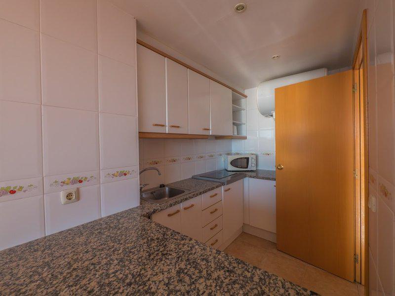 63195A315377A24D903E2E8F2CE01D5E