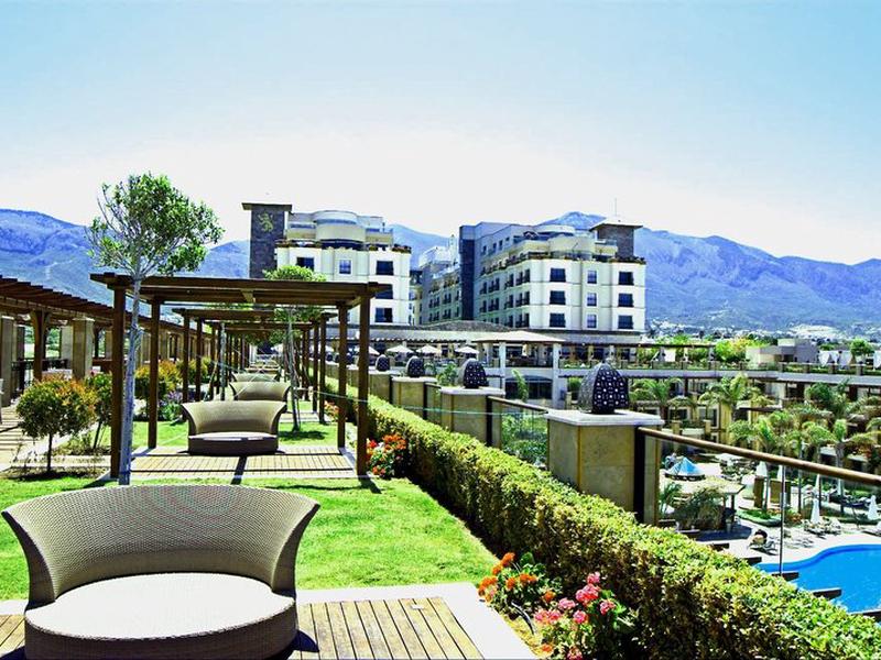 62535AFD62DE4AD152663D17E88953E9