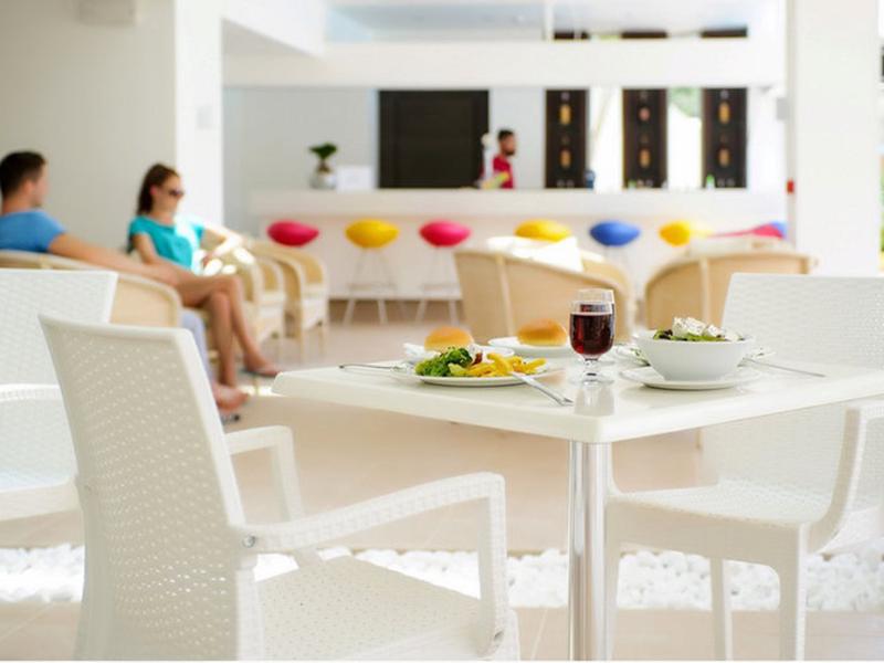 7FEBFB95B02A0AE2E41B3EF2914E9215