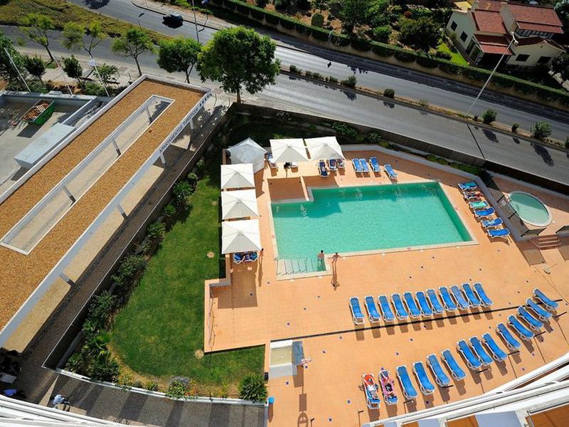 AB8A7217DF15B3CC2D8D54DA692C6425