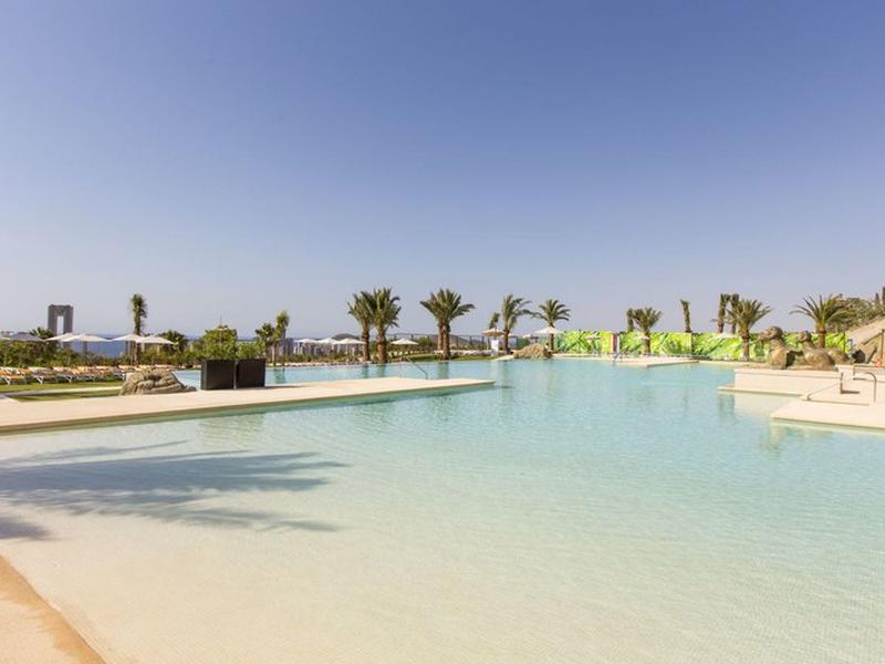 941F4A7B52CBDB87BBA8A9F1BC138D8E