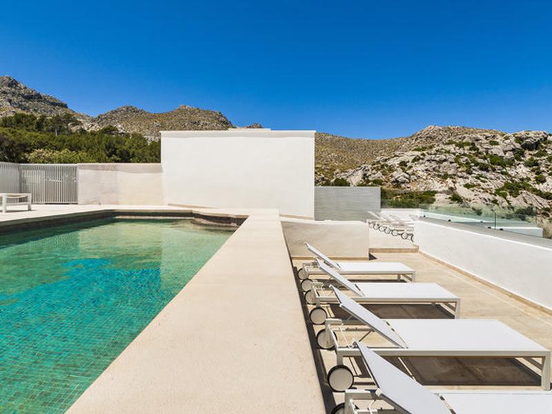 4B7AA5204E2ED3EBEBA0FFEFE32E6C2C