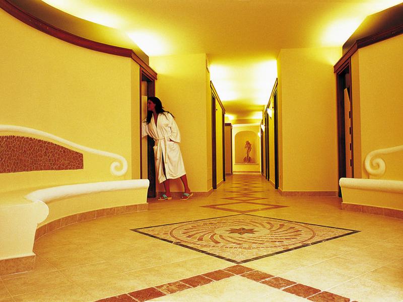 139886F6011359F2FDC03F715D5B602B