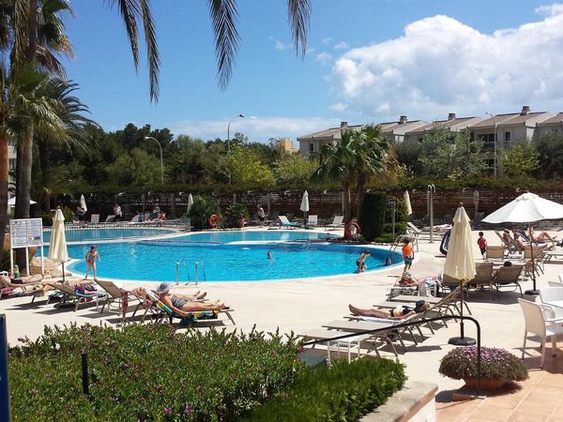 C151AC35559EA22A5DD4087B7F1545D2