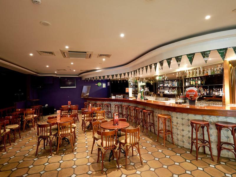 CBC01840C5225EA55D6411CD07551B3A