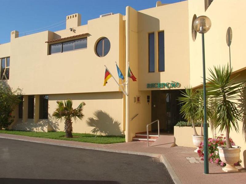 18373AEF907F3157F703D4F48E7D5854