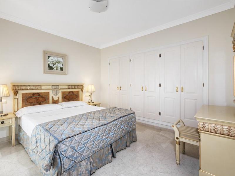 9498EB24751E4B0C639834FED7374D40