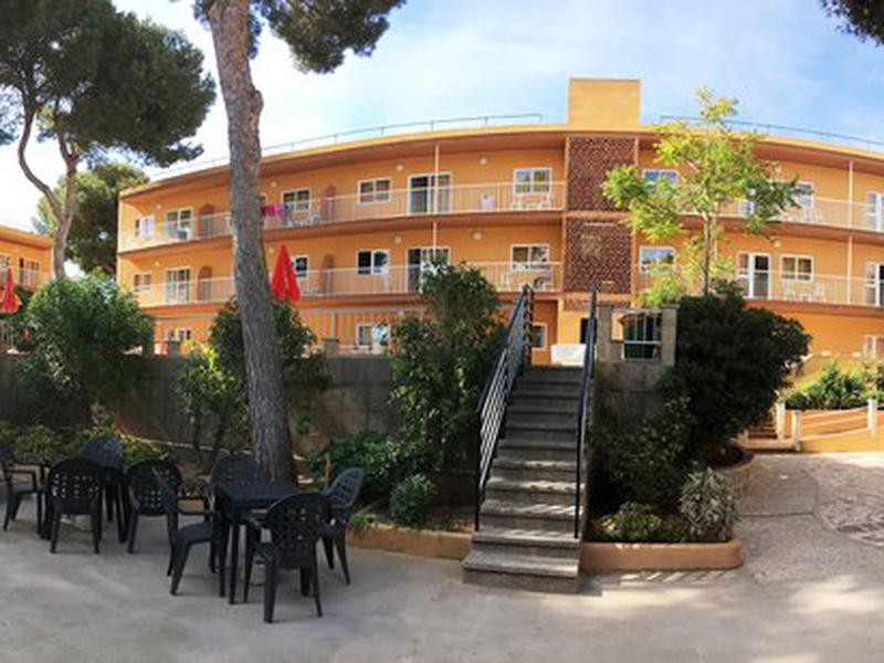 03184FE92120742A1AB15FBA629EC28D