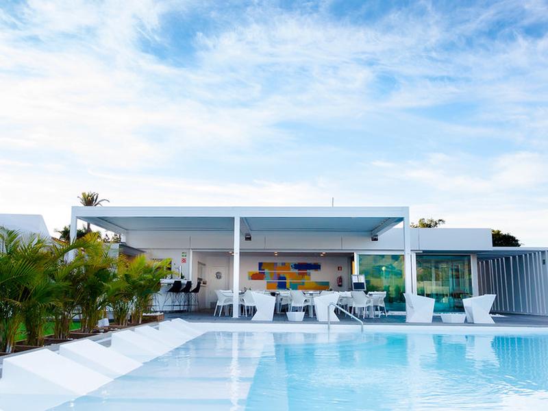 9E16CA869BDF41D0FCD5AB9F50C801E6