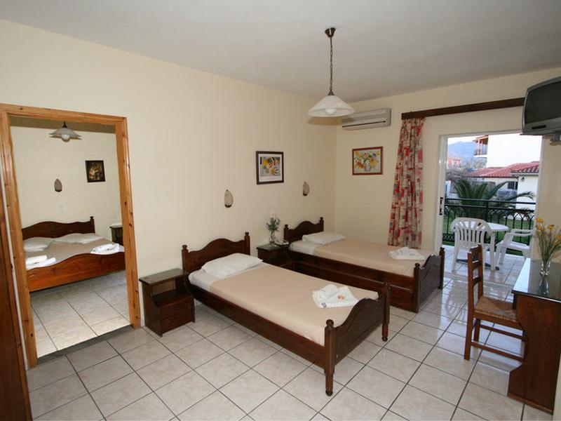 D16D79D69C59CDF43B4295783D874169