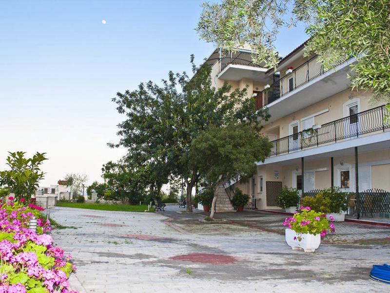 4F8E65C411D4B8CDC5279D7D61D989C3