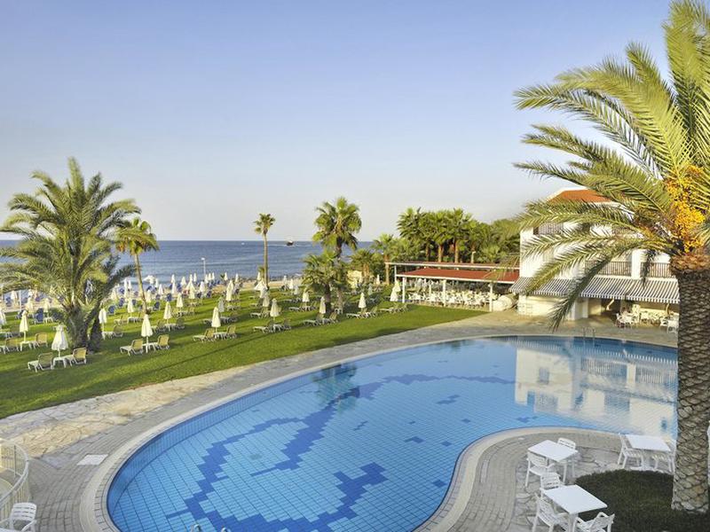 FCC712271EE667B0E1ABADA5E52DD4F2