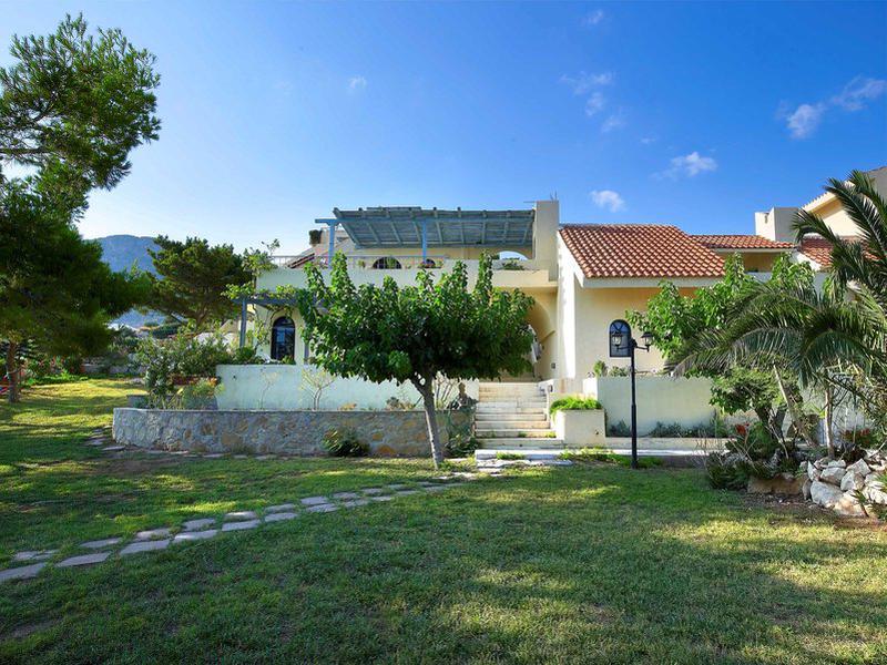 0C22B3752E6A16F0A8D8847F73EDC412