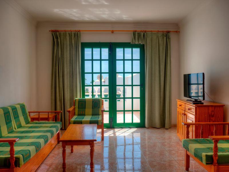 A3EBD63E6B4A564170C0F9D76D9FB0C1