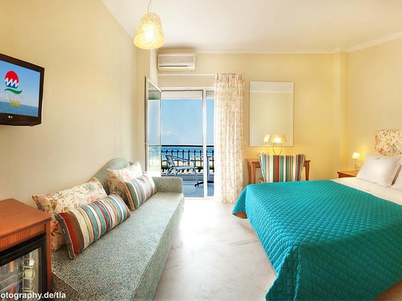 99B14E156B5925DB43DF12C516860743