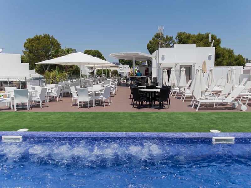 7784C3493CF25FB39D2B0F6469413AE4