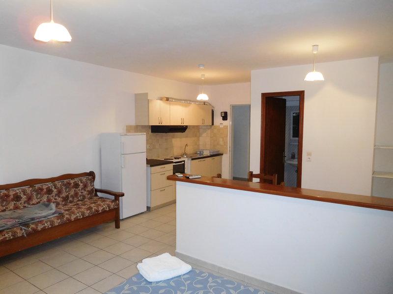 8FE5ABDF9096A3F50AE4A2836969867A