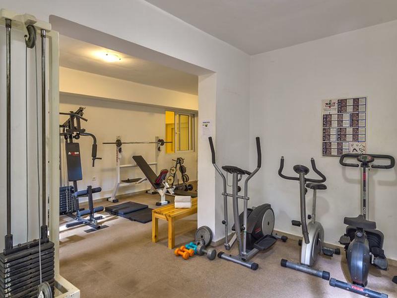 C06504E210E9A35170A29372156BADE2