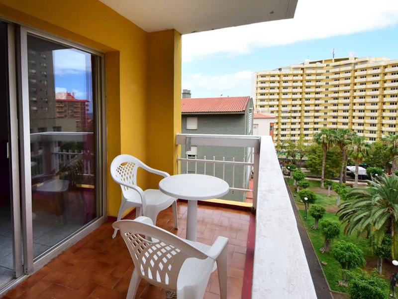 88467112CE49D2FA1AFC4D4B79B9AF82