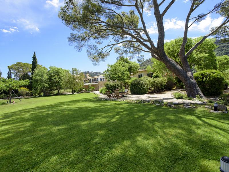 27E21E1CE72B080DB34E7AFCB581D01F