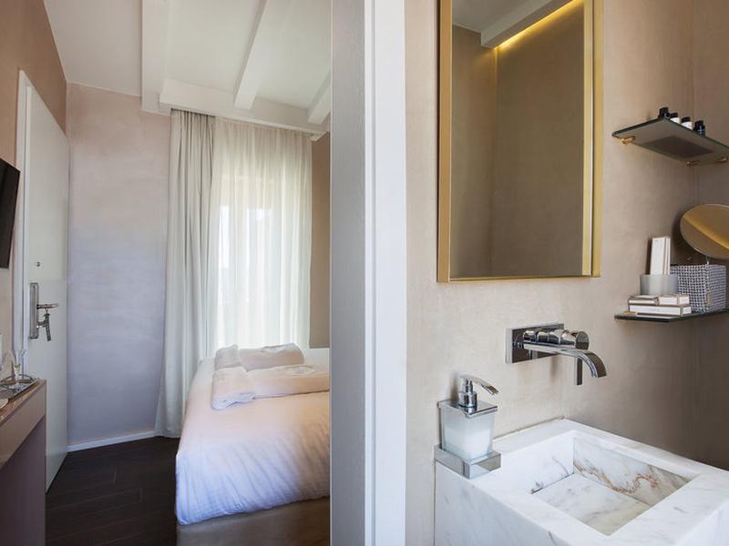 DB5528306EC11D221C20A9D1666F38AE