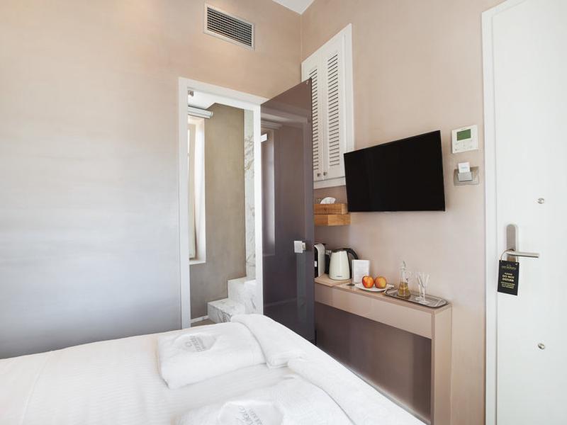 013398B6A3830C04CCABA58F96F6C8B1