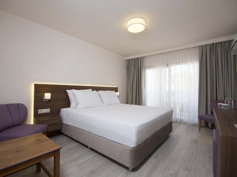 AD628611F73A94114EADE1196EDF3765