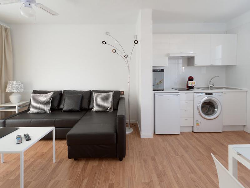 7CA746C0FA83AFBB602ADDBB9B893E4A