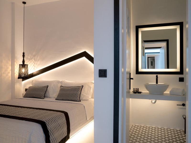 F6F9E88793089E7881839AE8D1CC812A