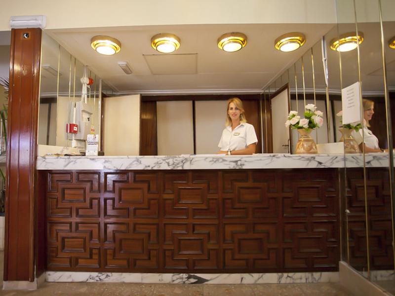 9A0AC27868F716E16DB472FF5B8FF203