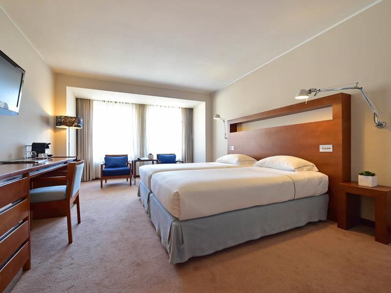 329013703282B4E03AECADB9BA8C8605