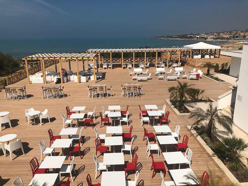 3833258A5935EB1D82982434DFAE80B7