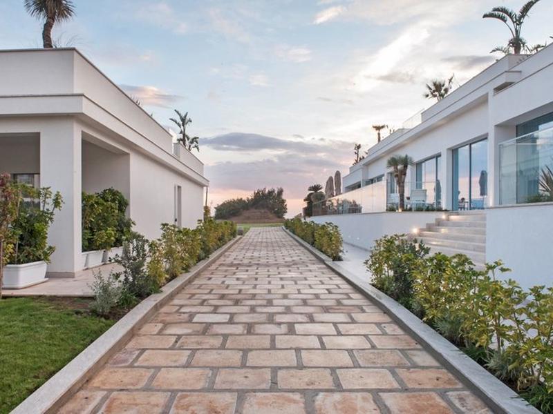 36409B4B61E6968BEC794800581F8715