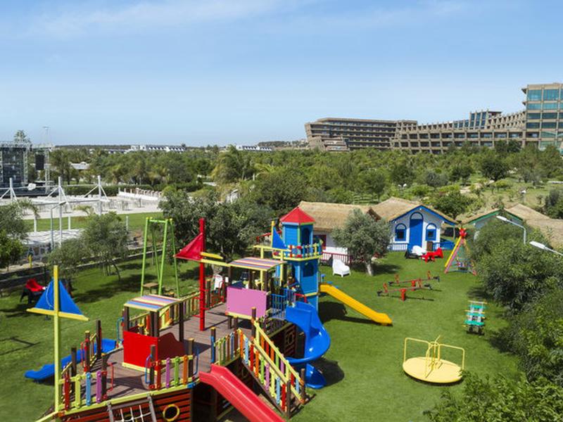 7E88732F4D0272071F9D92DFA7F29B44