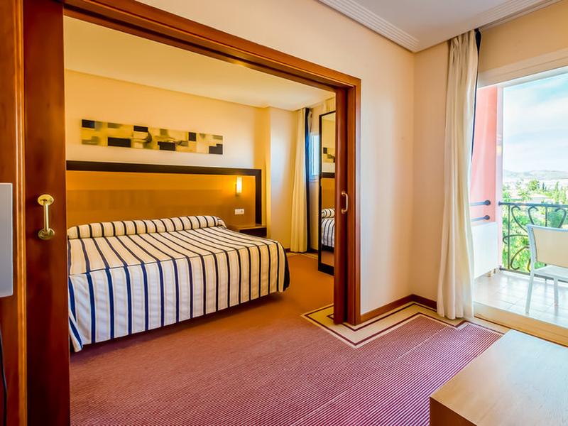 970C935D259BD88760993B465F30F82D