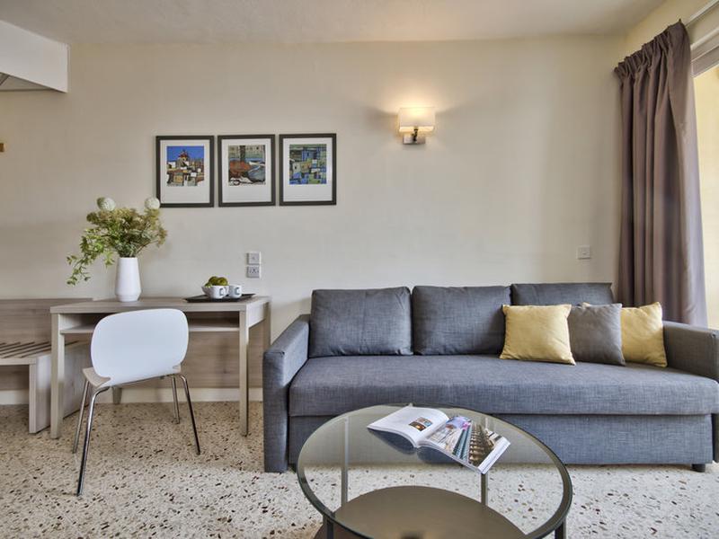 A4FC046EE7CA2A22F4AB69C2C409680B