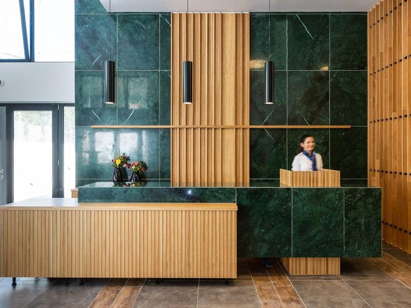 3925DE435F23047D64C9C630727A0902