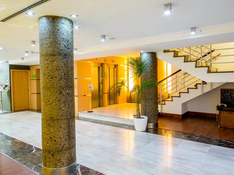 7E0218E8842A73E54E27D912411EBC25