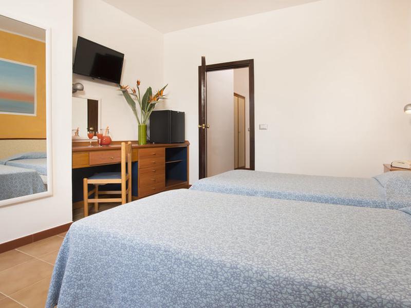 118C735E6B7CABF684BE556A13A93D58